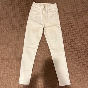 Levi’s mile high white skinny denim